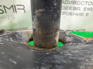 Амортизатор правый передний NISSAN Caravan ELGRAND ALE50 VG33E 54302VE227 2 ракурс