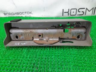 Подстаканник правый задний NISSAN Caravan ELGRAND ALE50 VG33E 76982VE000 3 ракурс