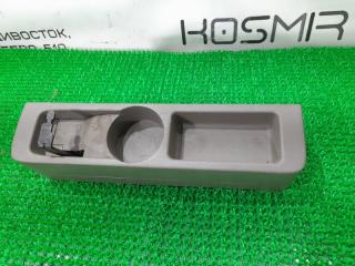 Подстаканник левый задний NISSAN Caravan ELGRAND ALE50 VG33E 76982VE000 3 ракурс Подстаканник левый задний NISSAN Caravan ELGRAND ALE50 VG33E 76982VE000 3 ракурс