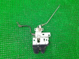 Замок багажника задний MITSUBISHI Galant EA1A 4G93 MR215875 2 ракурс
