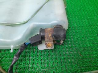 Бачок стеклоомывателя задний TOYOTA Lite Ace CR31G 3C-T 85315-28010 2 ракурс