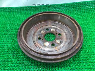 Барабан тормозной правый задний TOYOTA Aqua NHP10 1NZ-FXE 42431-52090 2 ракурс
