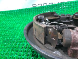 Кожух тормозного диска правый задний Honda Fit GE6 L13A 43110-SAA-004 3 ракурс Кожух тормозного диска правый задний Honda Fit GE6 L13A 43110-SAA-004 3 ракурс