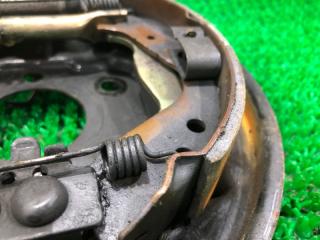 Кожух тормозного диска левый задний Honda FIT GD1 L13A 43120-SAA-004 2 ракурс Кожух тормозного диска левый задний Honda FIT GD1 L13A 43120-SAA-004 2 ракурс