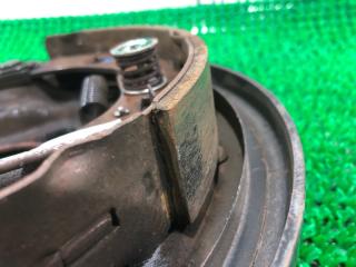 Кожух тормозного диска левый задний TOYOTA Aqua NHP10 1NZ-FXE 46430-52400 2 ракурс Кожух тормозного диска левый задний TOYOTA Aqua NHP10 1NZ-FXE 46430-52400 2 ракурс