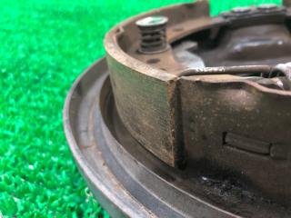 Кожух тормозного диска левый задний TOYOTA Aqua NHP10 1NZ-FXE 46430-52400 3 ракурс Кожух тормозного диска левый задний TOYOTA Aqua NHP10 1NZ-FXE 46430-52400 3 ракурс