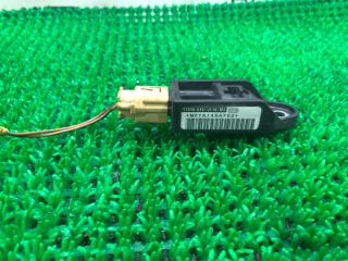 Фото запчасти датчик удара передний левый Honda Stepwgn 2007 контрактная запчасть Запчасть датчик удара передний левый Honda Stepwgn 2007