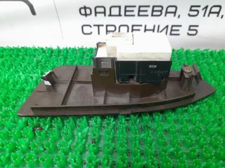Кнопка стеклоподъемника левая передняя TOYOTA Cresta LX90 2L-TE 84810-22110 2 ракурс