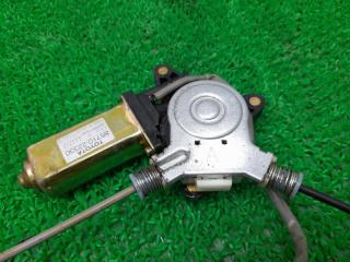 Стеклоподъемник правый задний TOYOTA Cresta LX90 2L-TE 69830-22260 2 ракурс