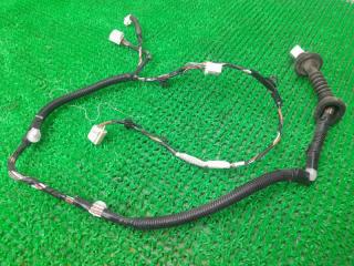 Проводка двери задняя правая TOYOTA MARK X 2005