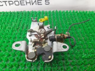 Замок багажника TOYOTA Cresta LX90 2L-TE 64610-22160 2 ракурс