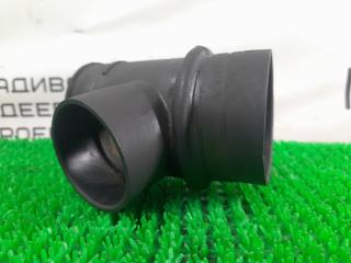 Патрубок воздушного фильтра TOYOTA Lite Ace CR31 3C-T 17700-64320 2 ракурс