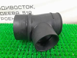 Патрубок воздушного фильтра TOYOTA Lite Ace CR31G 3C-T 17700-64320 2 ракурс