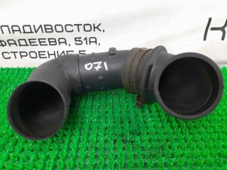Патрубок воздушного фильтра TOYOTA Town Ace CR30 2C-T 52815-28010 2 ракурс