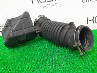 Патрубок воздушного фильтра MITSUBISHI PAJERO V43W 6G72 MD165350 3 ракурс