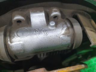 Ступица левая задняя Toyota VOXY AZR60G 1AZ-FSE 46430-28400 2 ракурс Ступица левая задняя Toyota VOXY AZR60G 1AZ-FSE 46430-28400 2 ракурс