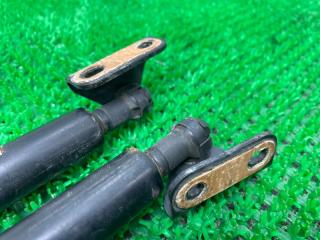 Амортизатор багажника TOYOTA Corolla Rumion NZE151N 1NZ-FE 6895012520 2 ракурс