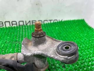 Трапеция дворников TOYOTA VOXY AZR60G 1AZ-FSE 85150-28170 2 ракурс