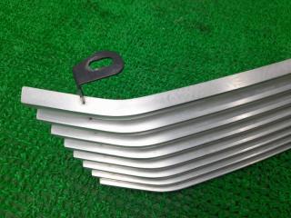 Решетка радиатора TOYOTA VOXY AZR60G 1AZ-FSE 53111-28420 4 ракурс