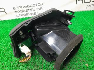 Решетка вентиляционная правая NISSAN LEAF AZE0 EM57 68760-3NB0A 2 ракурс