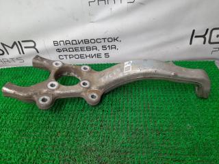 Кулак передний правый Lexus IS 250 2007