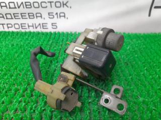 Блок реле TOYOTA Lite Ace CR31G 3C-T 90987-02010 1 ракурс