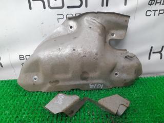 Кожух выпускного коллектора Nissan Serena CC25 MR20DE 16590EN200 1 ракурс Кожух выпускного коллектора Nissan Serena CC25 MR20DE 16590EN200 1 ракурс
