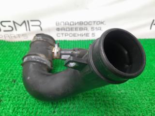 Патрубок турбины MAZDA Atenza GJ2FW SH-VPTR SH0113231 3 ракурс Патрубок турбины MAZDA Atenza GJ2FW SH-VPTR SH0113231 3 ракурс