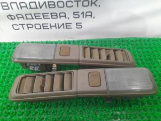 Светильник салона задний TOYOTA CROWN 1990 Б/У Светильник салона задний TOYOTA CROWN 1990