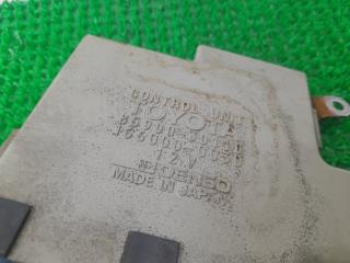 Блок управления климат-контролем TOYOTA CROWN LS130 2L-THE 85900-30110 2 ракурс Блок управления климат-контролем TOYOTA CROWN LS130 2L-THE 85900-30110 2 ракурс