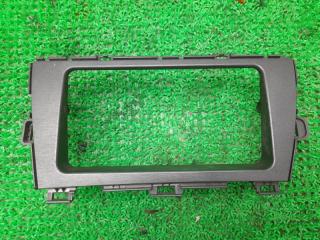 Консоль центральная TOYOTA PRIUS ZVW30 2ZR-FXE 55405-47070 1 ракурс