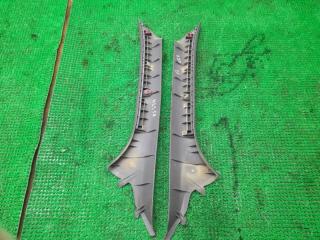 Накладка на стойку кузова передняя TOYOTA PRIUS NHW10 1NZ-FXE 62210-47010-B0 2 ракурс