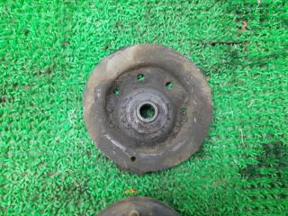 Опора амортизатора правая передняя TOYOTA PRIUS NHW10 1NZ-FXE 48609-47010 3 ракурс