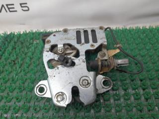 Замок багажника TOYOTA CROWN GS131 1G-FE 64600-30080 1 ракурс