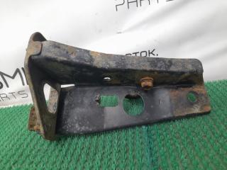 Крюк буксировочный левый задний TOYOTA CROWN GS131 1G-FE 51012-30370 2 ракурс