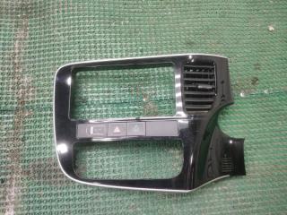 Консоль центральная MITSUBISHI OUTLANDER GG2W 4B11 8002B298XA 1 ракурс