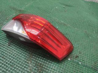 Стоп-сигнал правый TOYOTA Avensis ZRT272W 3ZR-FAE 8155005280 3 ракурс