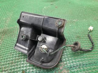 Стоп-сигнал правый Nissan Elgrand MNE51 VQ25DE 26550WL625 3 ракурс