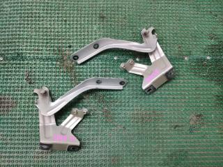 Петли капота NISSAN LEAF 2012 контрактная Петли капота NISSAN LEAF 2012