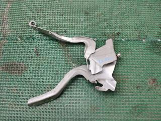 Петля капота NISSAN NOTE E12 HR12DDR 654003VA1A 2 ракурс