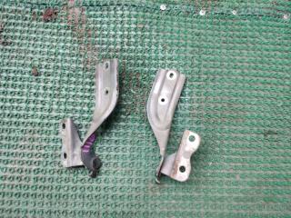 Петля капота Daihatsu Terios Kid J131G EF-DET 53401-87701 2 ракурс