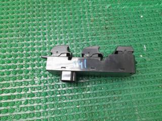 Кнопка стеклоподъемника правая передняя MITSUBISHI RVR GA4W 4J10 8608A209 2 ракурс