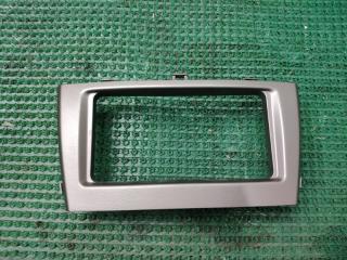 Консоль центральная Toyota Avensis ZRT272W 3ZR-FAE 5540505220 1 ракурс