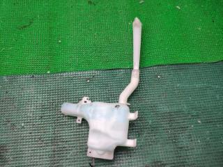 Бачок стеклоомывателя Nissan Elgrand 2005 контрактная Бачок стеклоомывателя Nissan Elgrand 2005