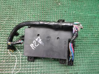 Блок предохранителей Mitsubishi RVR GA3W 4B10 8637A640 3 ракурс