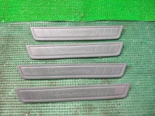 Накладка на порог Honda Odyssey RB1 K24A 84202-SFE-003ZB 2 ракурс Накладка на порог Honda Odyssey RB1 K24A 84202-SFE-003ZB 2 ракурс