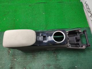 Подлокотник NISSAN LEAF ZE0 EM61 969103NA0A 2 ракурс Подлокотник NISSAN LEAF ZE0 EM61 969103NA0A 2 ракурс