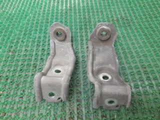Крепление радиатора Daihatsu Tanto L350S EF-VE 16583-B2020 2 ракурс