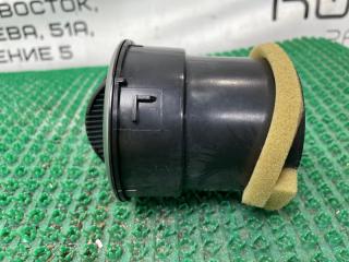 Решетка вентиляционная левая MAZDA AXELA BK5P ZY-VE B32H-64-730 2 ракурс