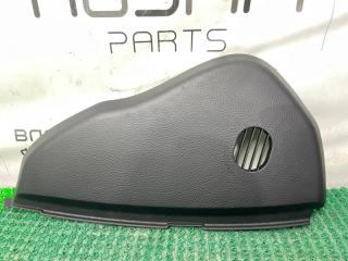 Запчасть накладка на торпедо боковая правая Lexus GS430 2005